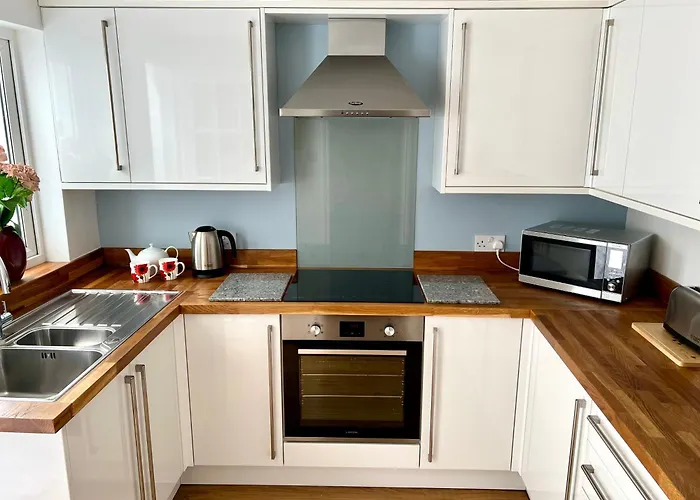 Santa Fe Newlyn-Sleeps 4